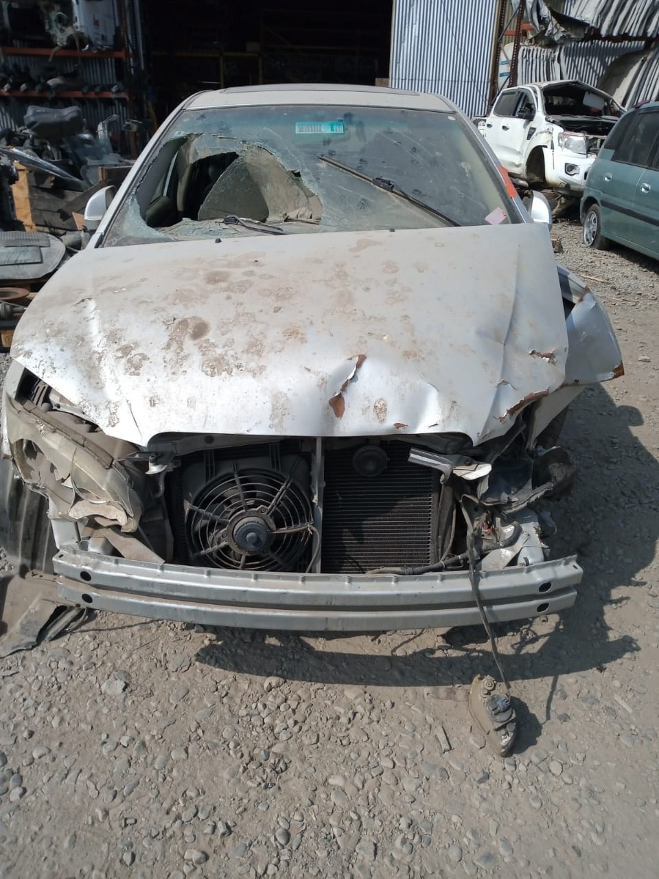 VIDRIO BYD F3 2012  USADO  EN DESARME
